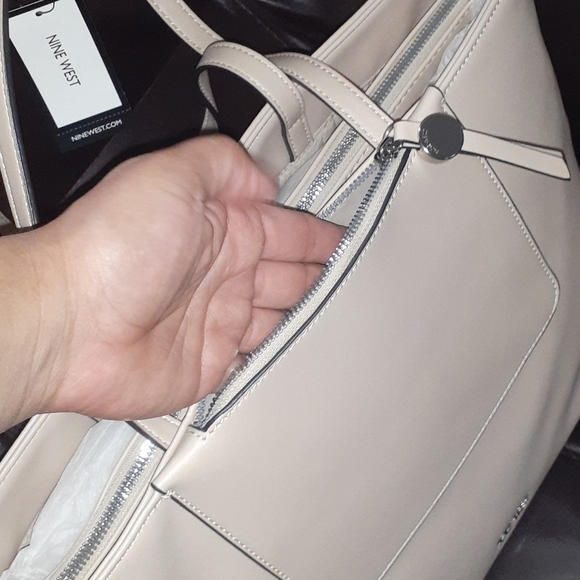 Nine west blush color Purse - Picture 12 of 16